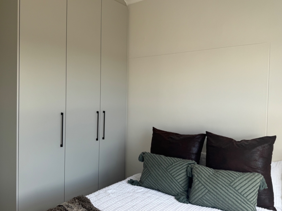 2 Bedroom Property for Sale in Table View Western Cape